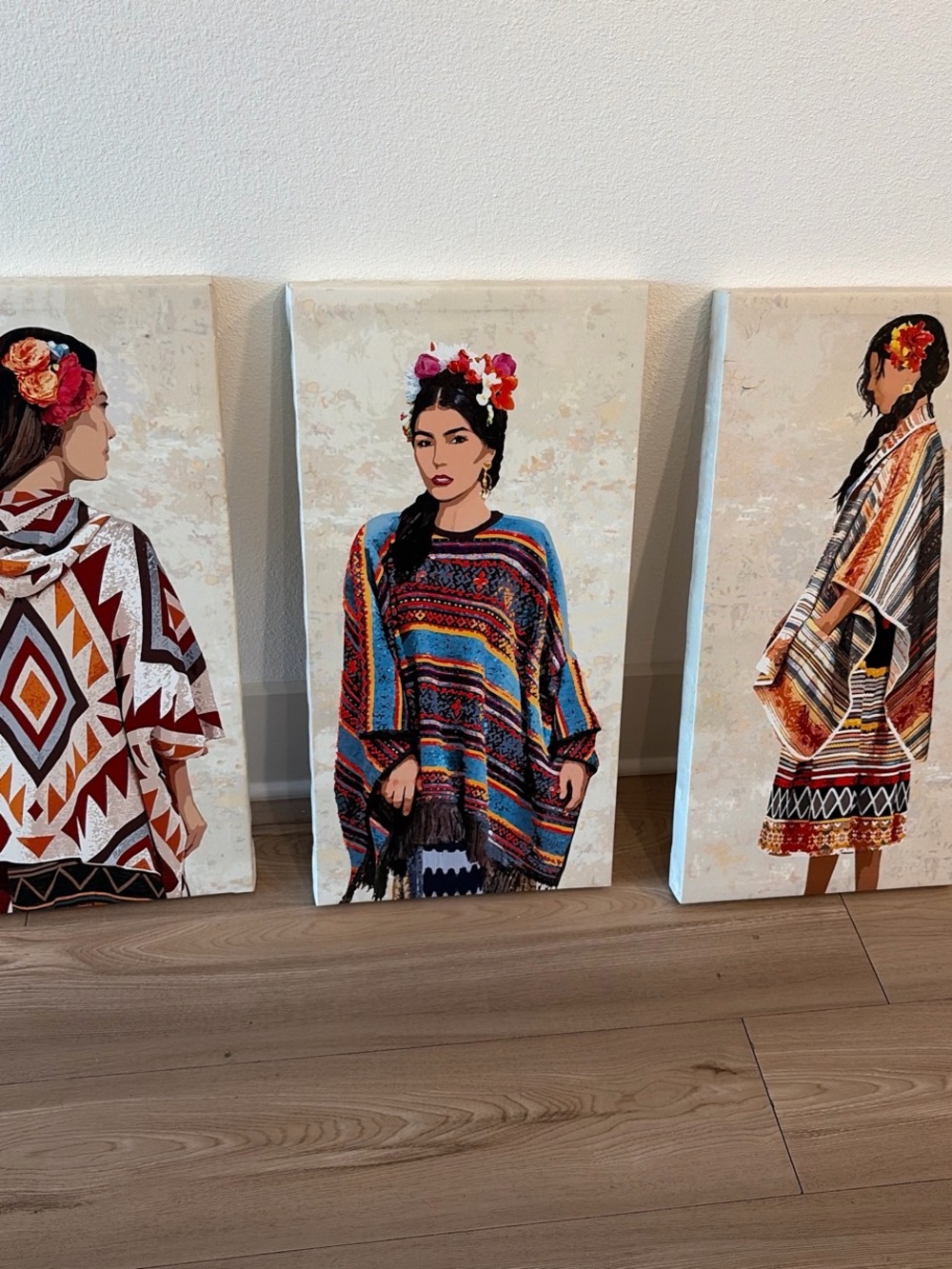 3 Handcrafted Multicolor Poncho Wall Art Canvas - Unknown Brand in excellent